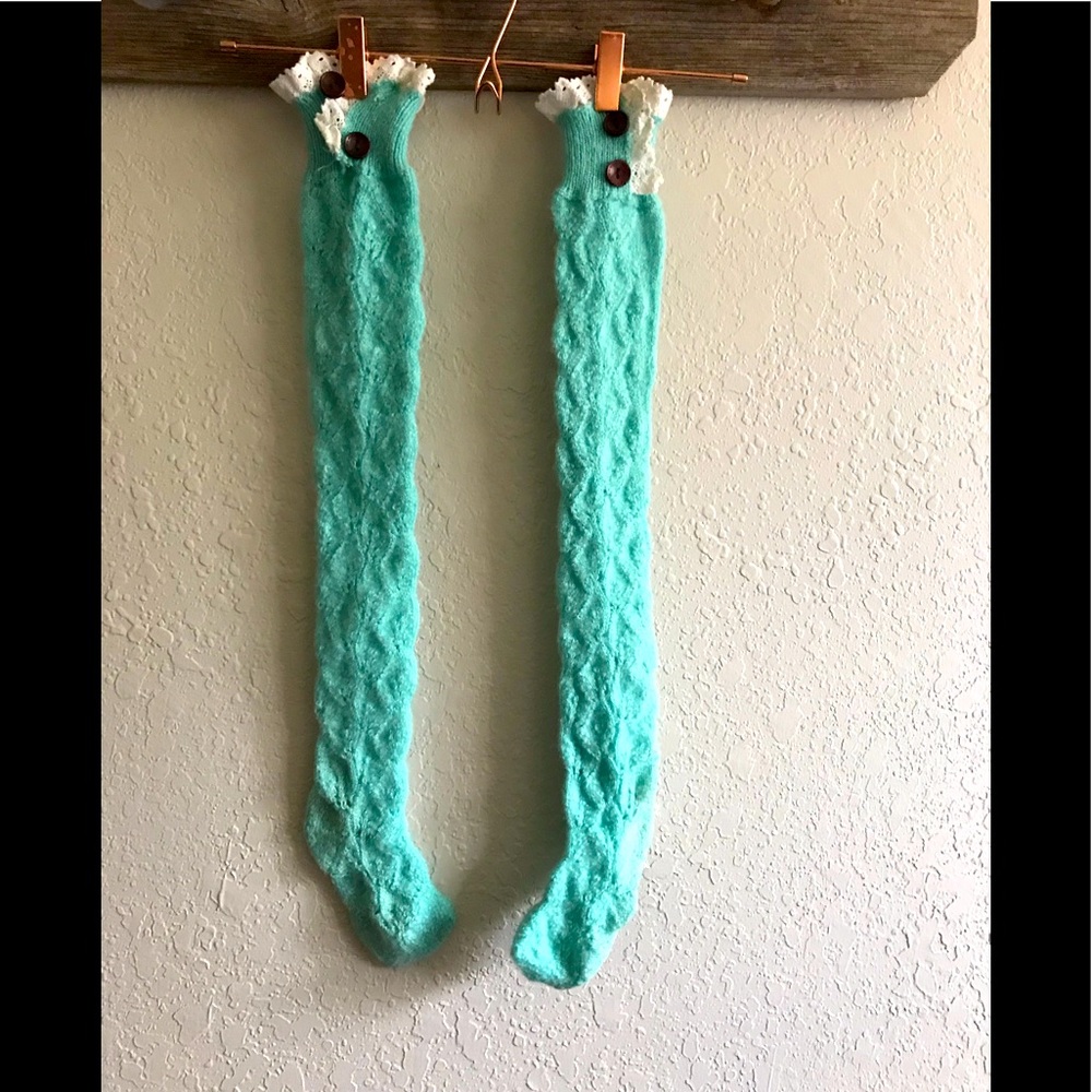 Robins egg blue long knit socks